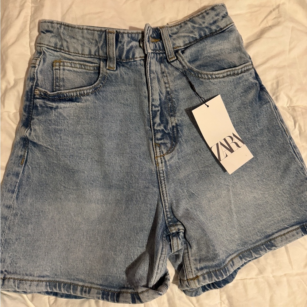 Zara Blue Jean Shorts High-Waisted Mid-Thigh